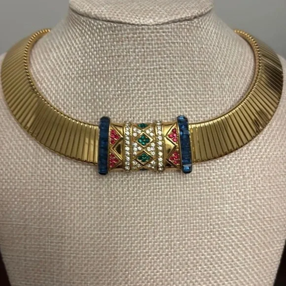 Rare Vintage Ciner Luxurious Gold Necklace with Vibrant Accents - Picture 4 of 5